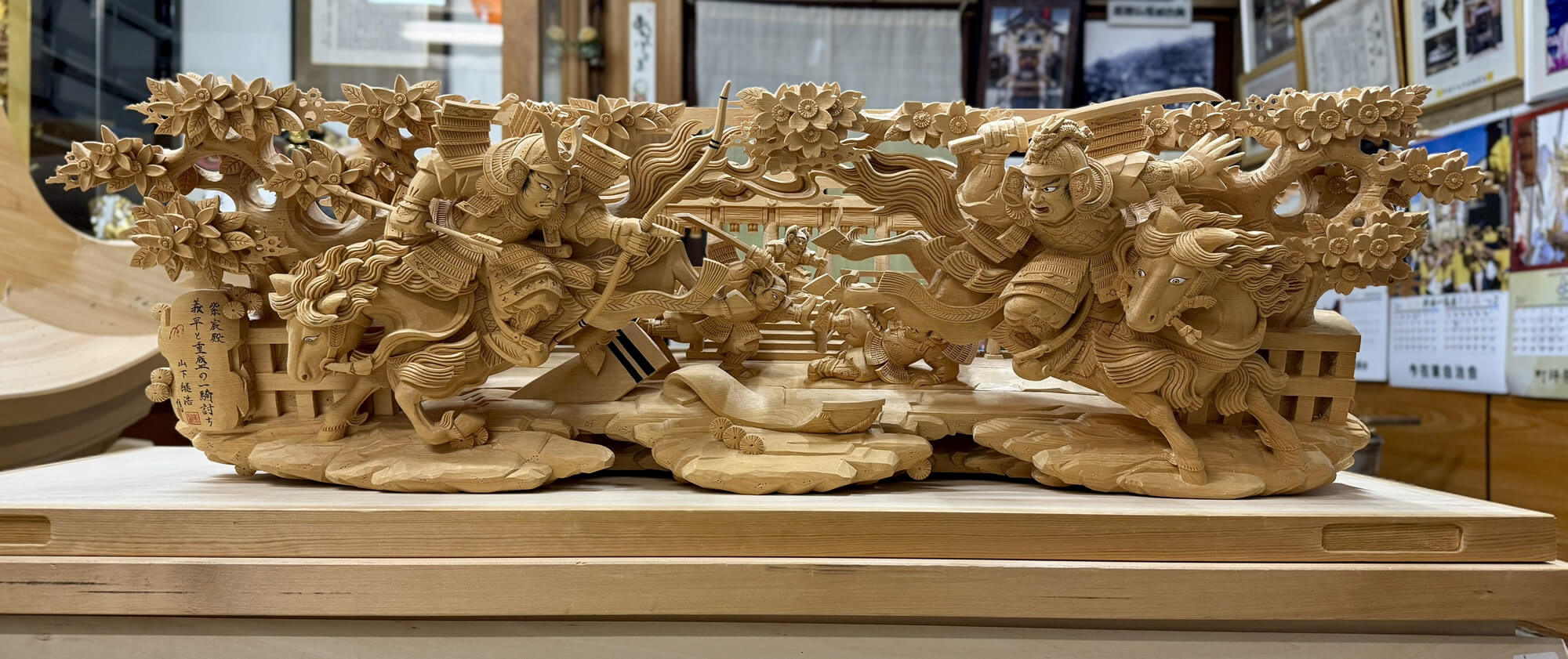 宇佐崎屋台狭間彫刻02